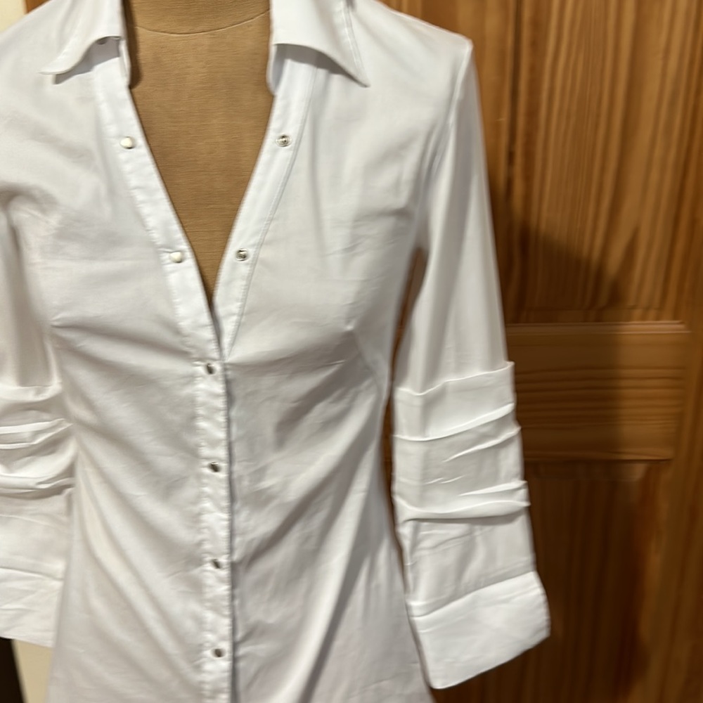 Bailey 44 White Fitted Button Down Blouse Xs Neve… - image 5